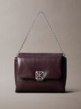 Rosu Geanta Crossbody Matlasata Cu Emblema Metalica  Femei