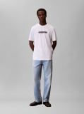 Alb Tricou Cu Guler Rotund Si Logo Estompat  Barbati