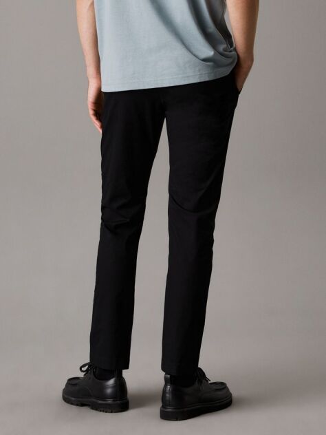Negru Pantaloni Chino Cu Croiala Tapered  Barbati