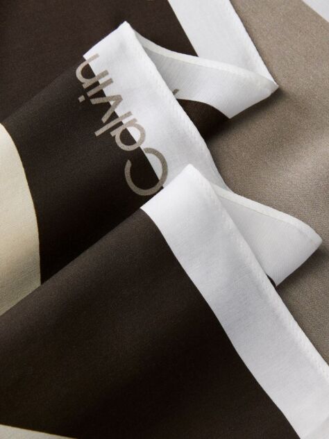 Multi Esarfa Patrata Din Satin Tip Bandana Cu Contrast Cromatic  Femei