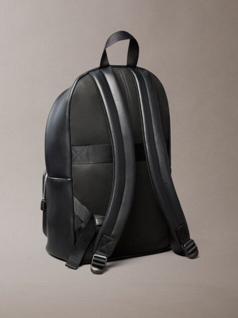 Negru Rucsac Rotund Din Piele Granulata Cu Micro Textura  Barbati