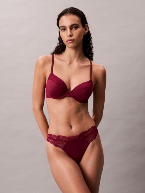 Roz Tanga Din Dantela – Perfectly Fit  Femei