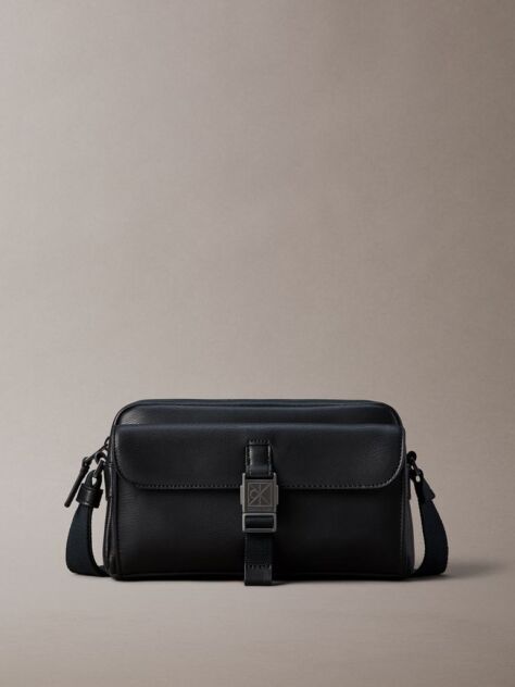Negru Geanta Crossbody Structurata Din Piele Saffiano Cu Emblema  Barbati