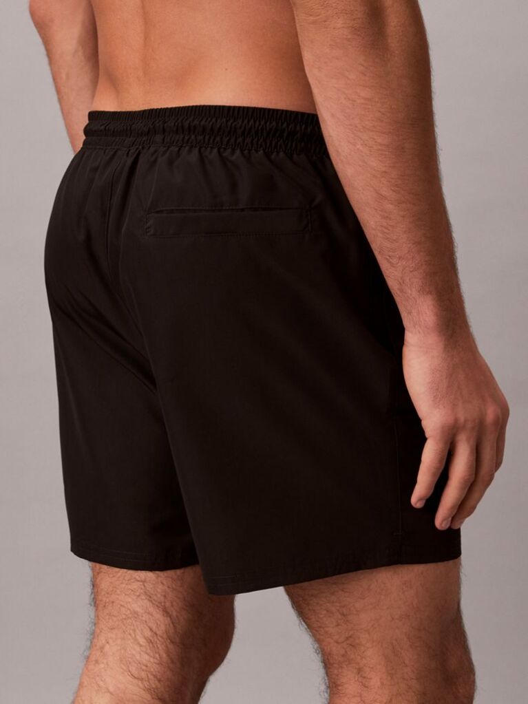 Negru Pantaloni Scurti De Baie Medii Cu Snur - CK Monogram  Barbati