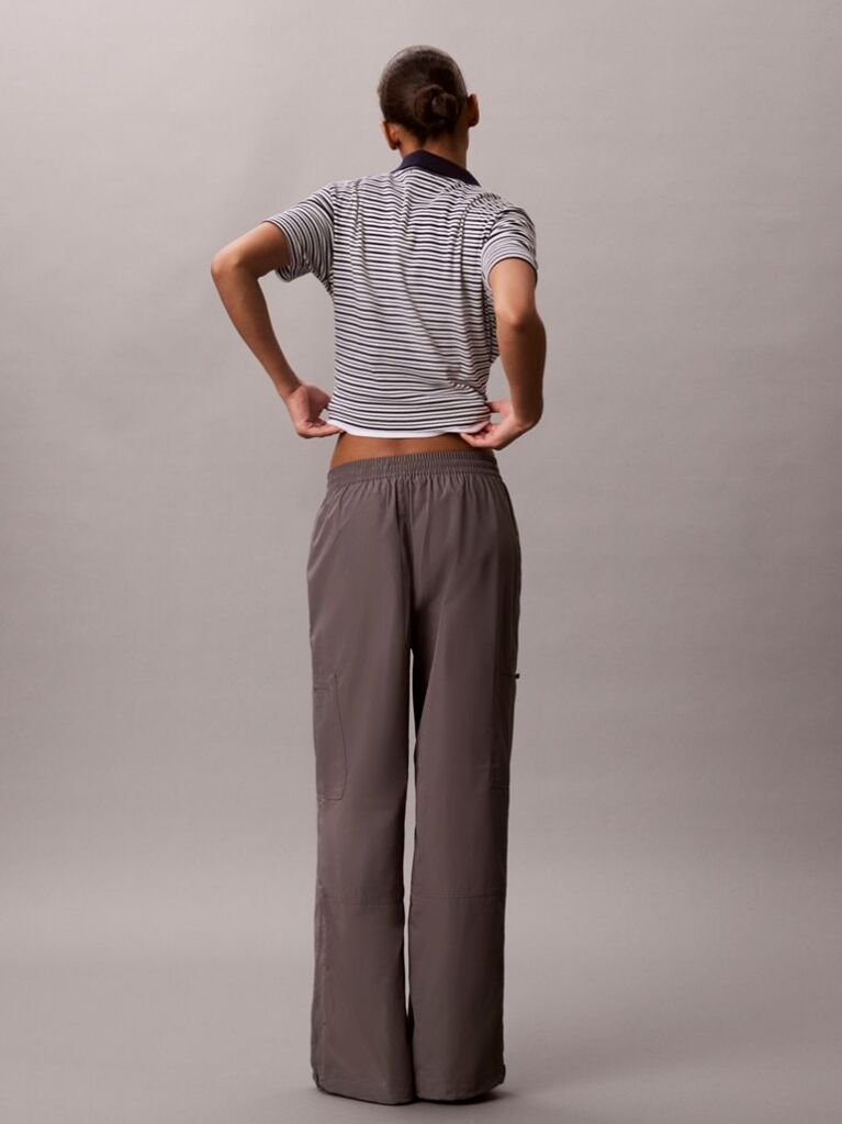 Argintiu Pantaloni Relaxati Tech  Femei