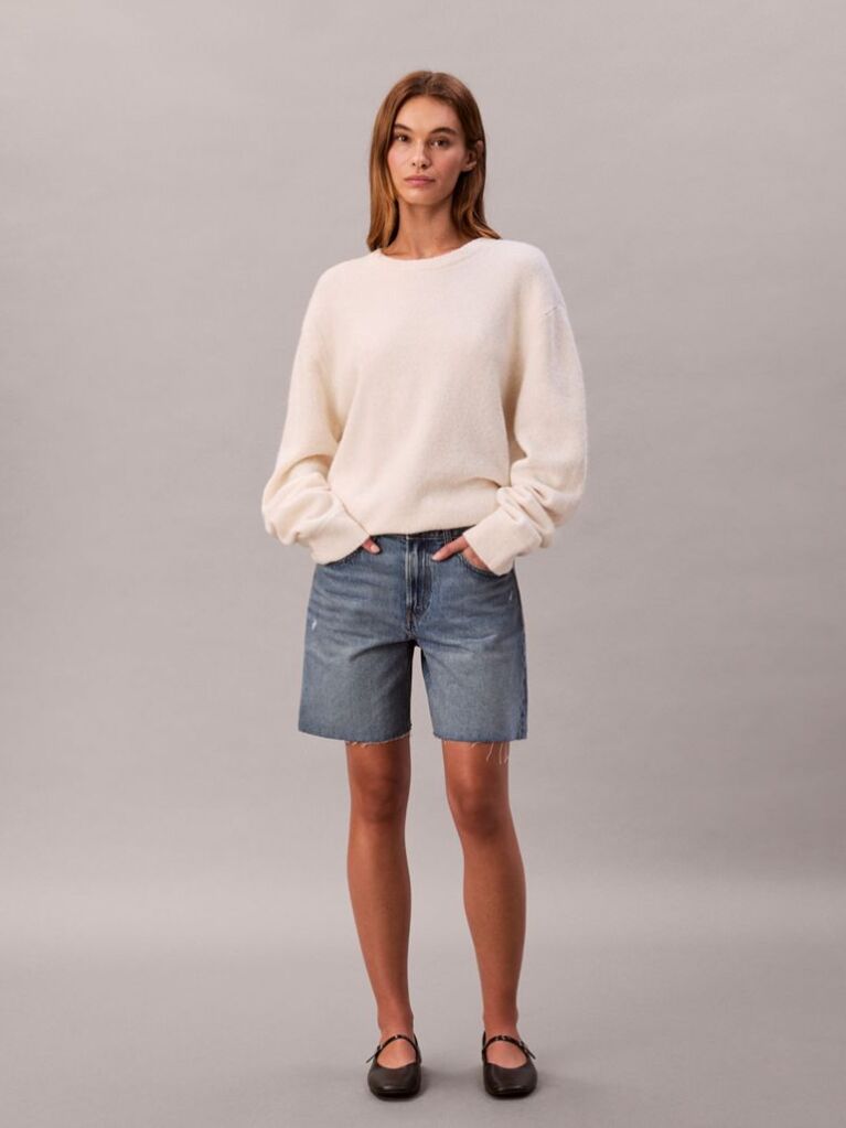 Bej Pantaloni Scurti Din Denim Stil 90s Cu Logo  Femei