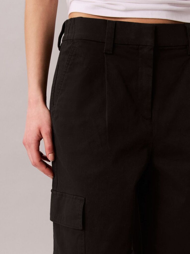 Black Relaxed Cotton Twill Cargo Pants  Women