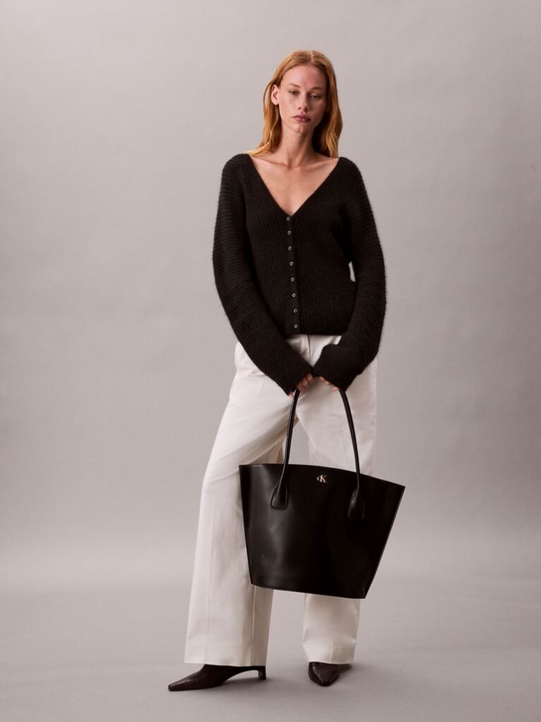 Negru Geanta Tote Cu Logo Monogram Si Accesorii Metalice  Femei