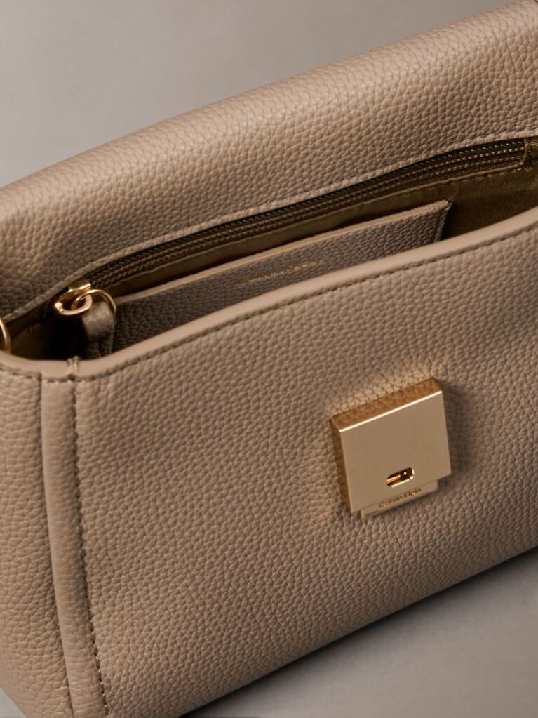 Bej Geanta Crossbody Din Piele Granulata  Femei