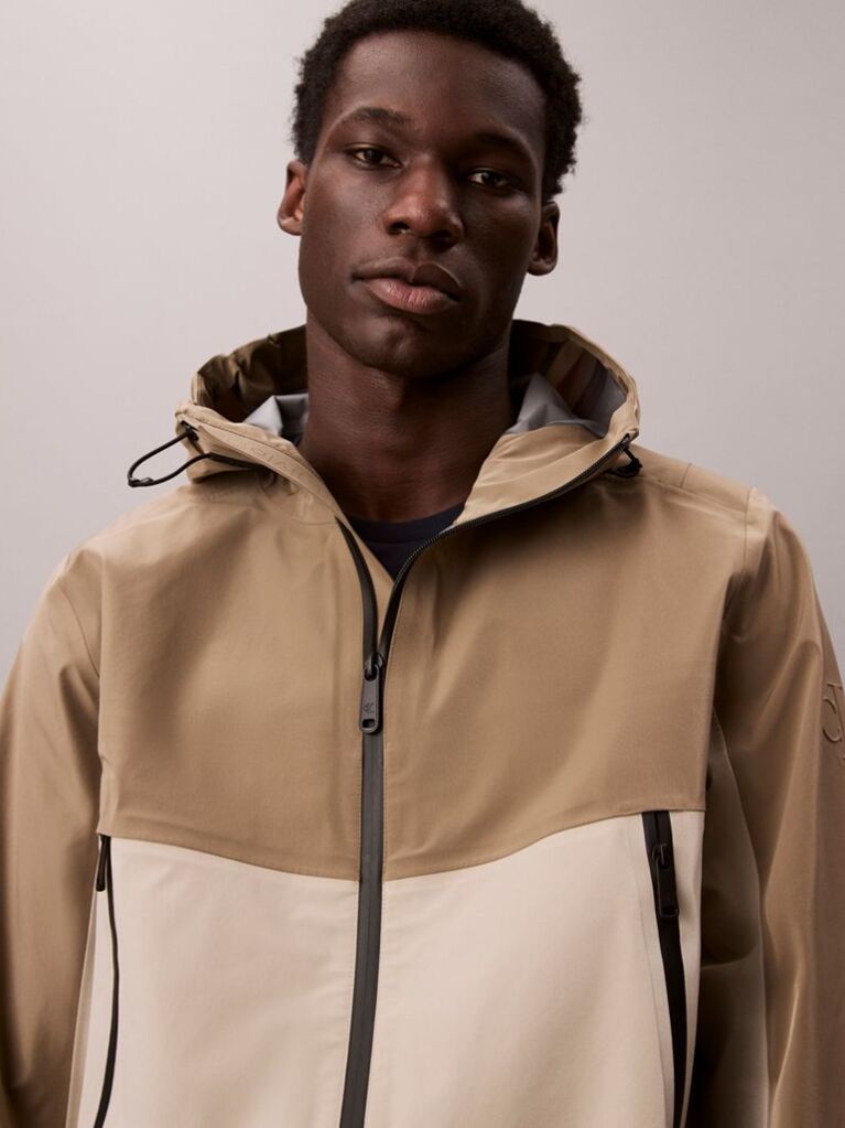 Bej Jacheta Windbreaker Din Material Tech Shell  Barbati