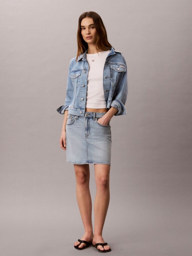 Denim Jacheta Trucker Din Denim Cu Croiala Cropped  Femei
