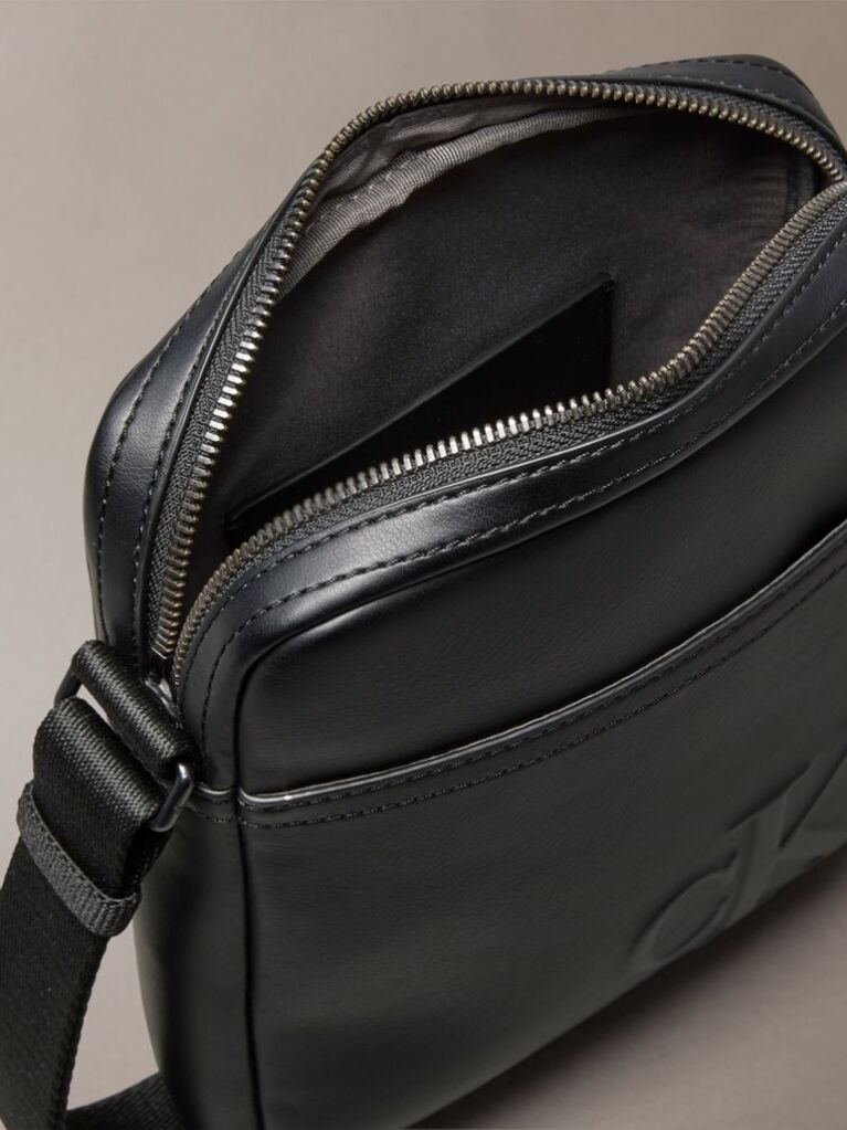 Negru Geanta Tip Reporter Cu Logo Monogram Embosat  Barbati