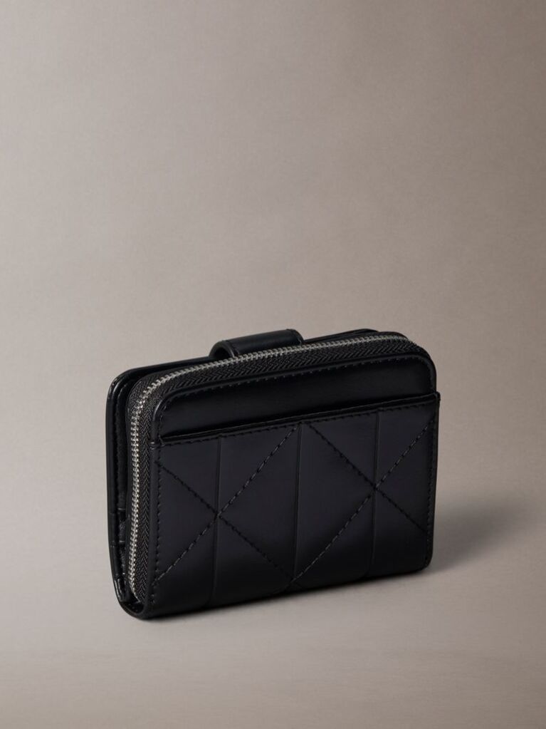 Negru Portofel Matlasat Cu Protectie RFID Si Emblema Logo  Femei