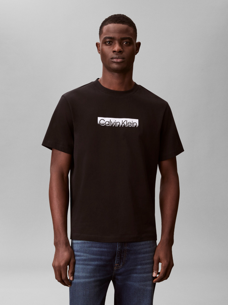Negru Tricou Cu Guler Rotund Si Logo Estompat  Barbati