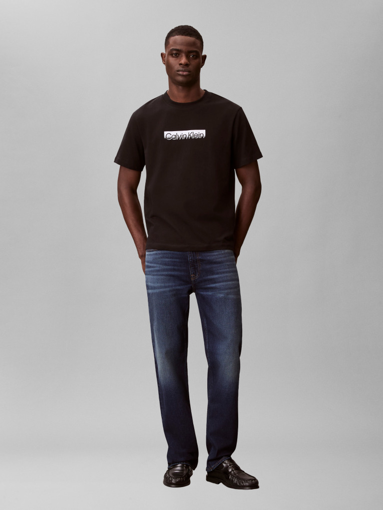 Negru Tricou Cu Guler Rotund Si Logo Estompat  Barbati