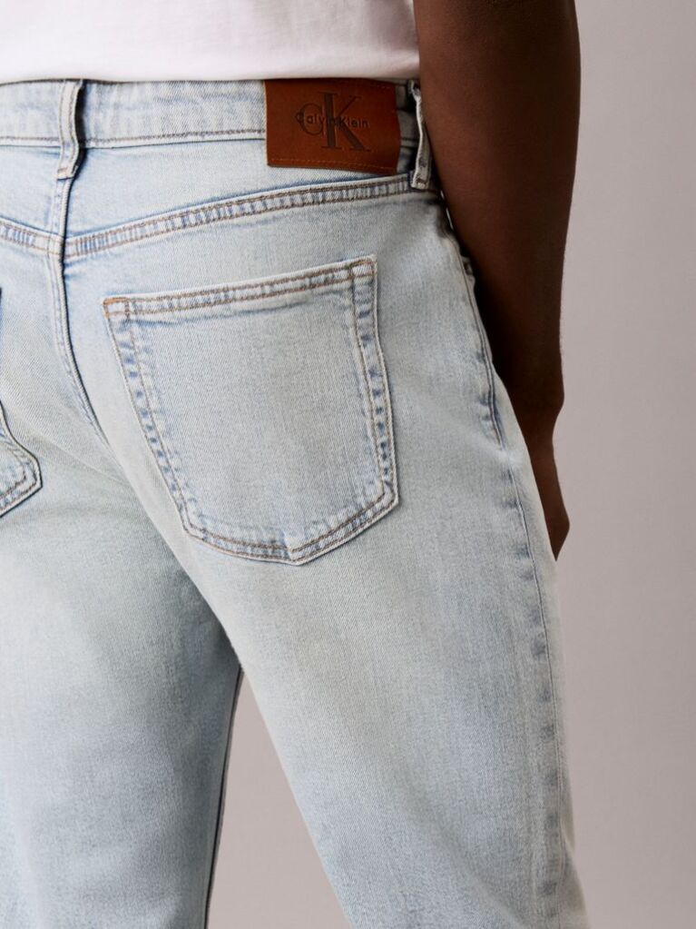 Denim Blugi Cu Croiala Slim Tapered  Barbati