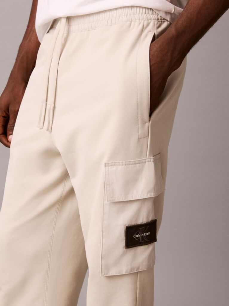 Bej Pantaloni Jogger Cargo Din Bumbac Flausat  Barbati